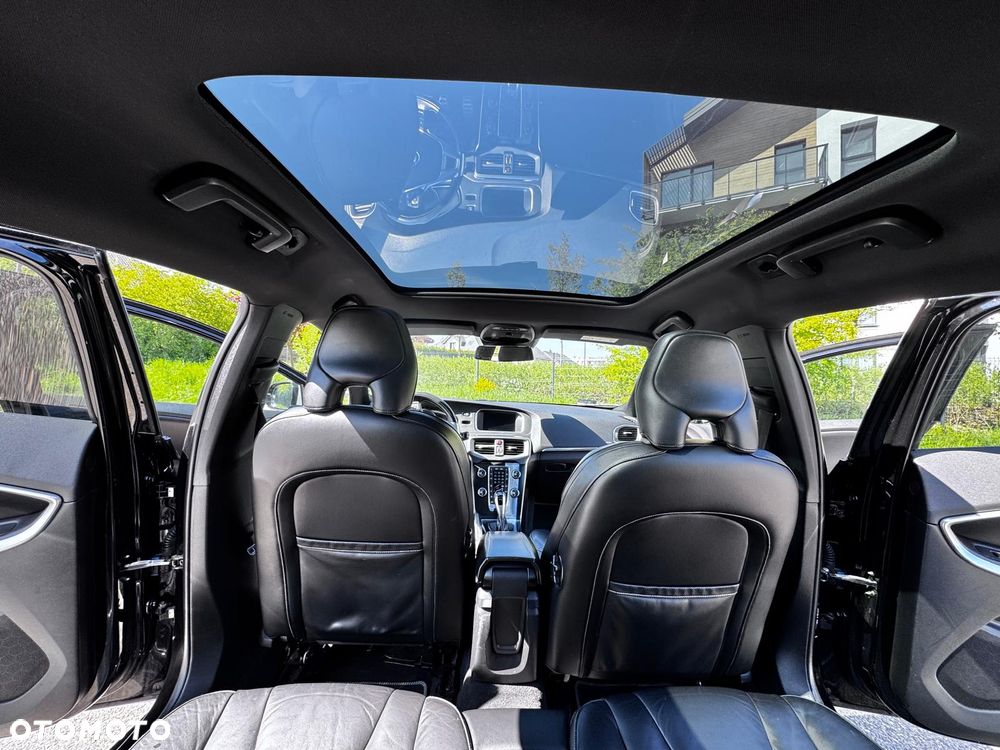 Volvo V40 D4 Drive-E Summum - 9