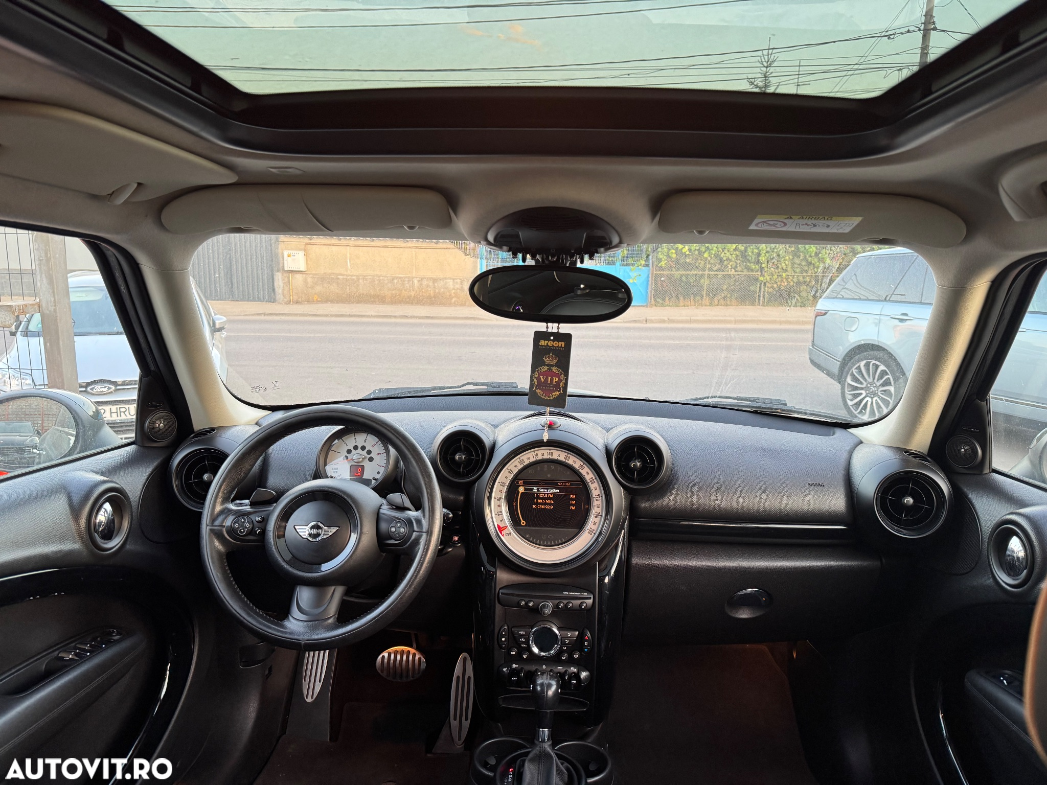 Mini Cooper S Standard - 11