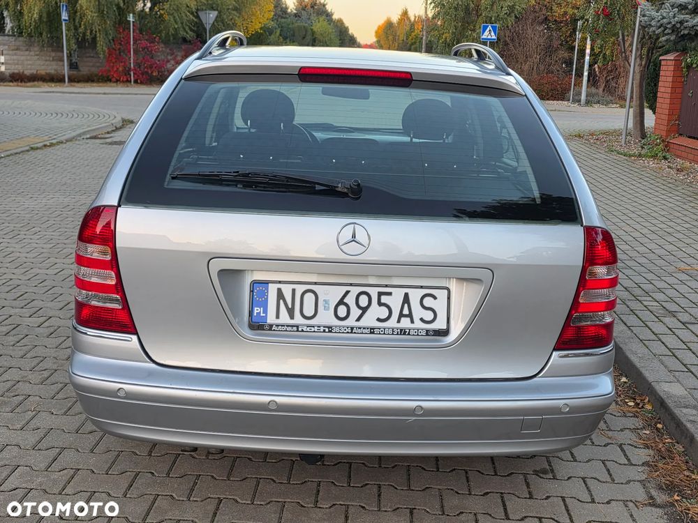Mercedes-Benz Klasa C 200 Kompressor Automatik Classic - 12