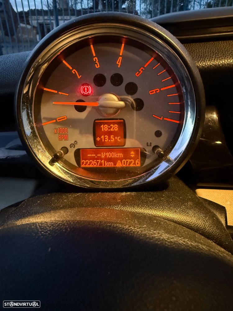 MINI 3 Portas Cooper D - 29