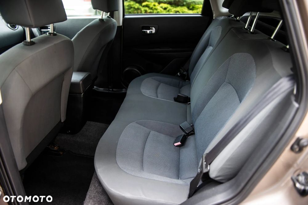 Nissan Qashqai 1.6 acenta - 19
