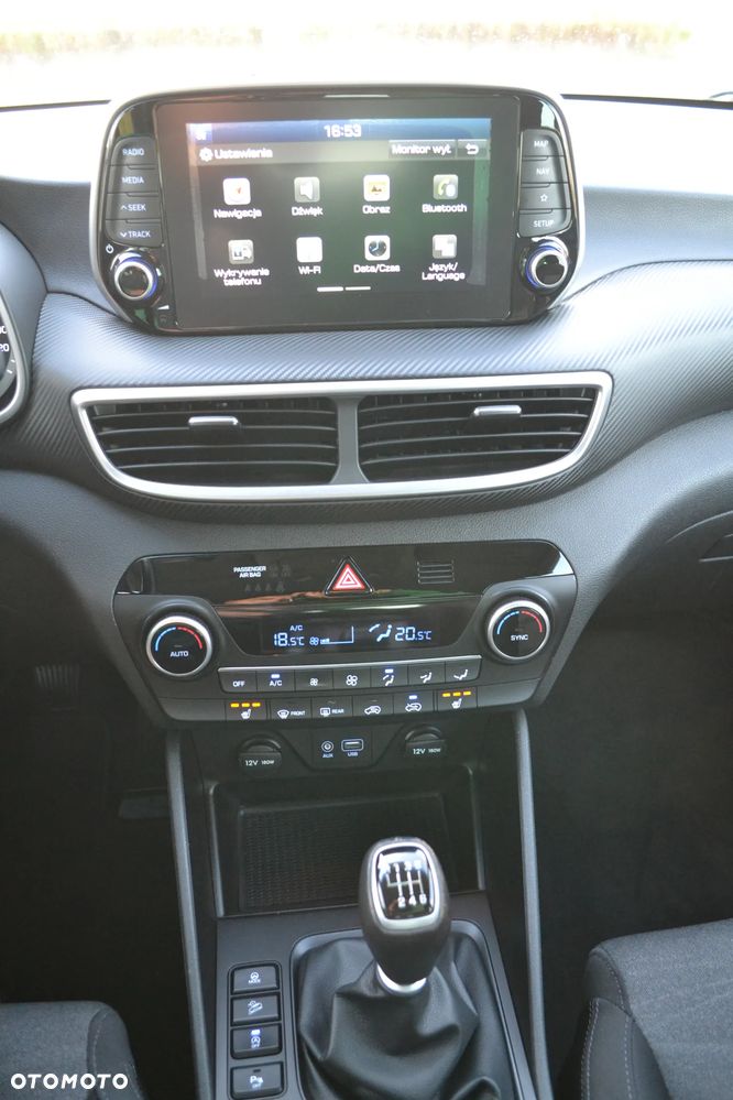 Hyundai Tucson blue 1.6 GDi 2WD Navi - 14