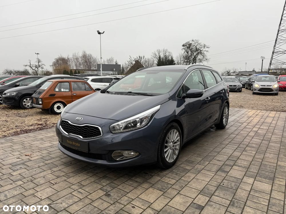 Kia Ceed 1.6 GDI ISG Spirit - 8