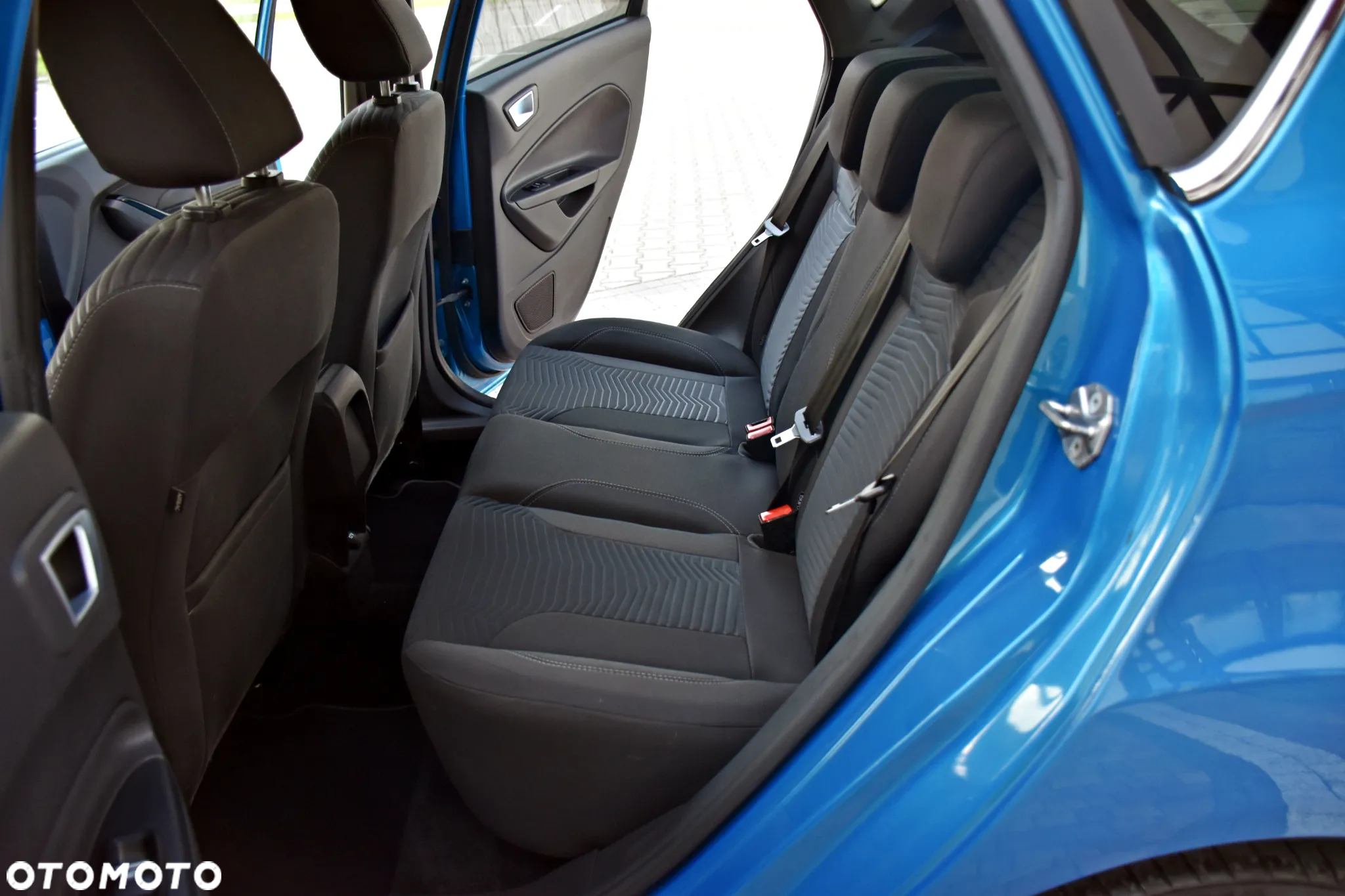 Ford Fiesta 1.0 EcoBoost Titanium - 29