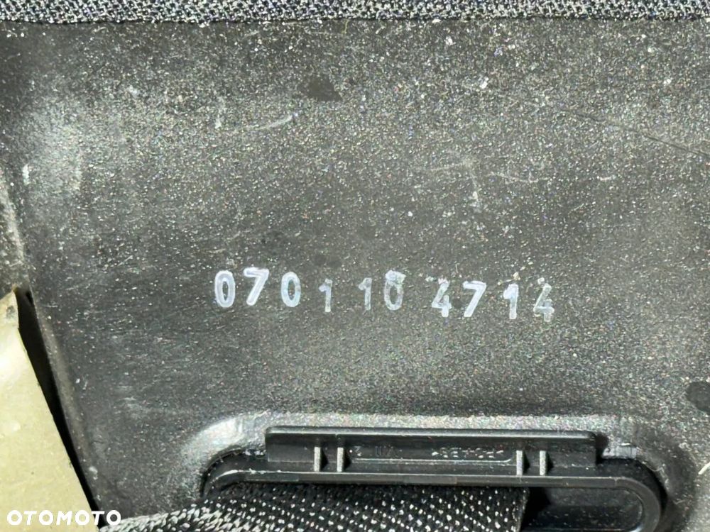 PAS BEZPIECZEŃSTWA + OSŁONA PRAWY LEWY TYŁ TYLNY 608705400 MERCEDES E W207 COUPE - 4