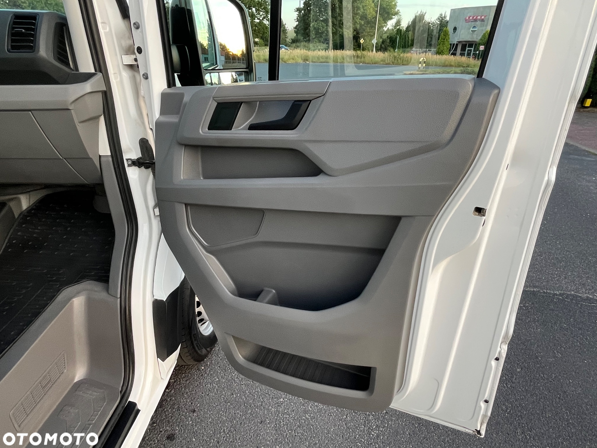 Volkswagen Crafter - 28