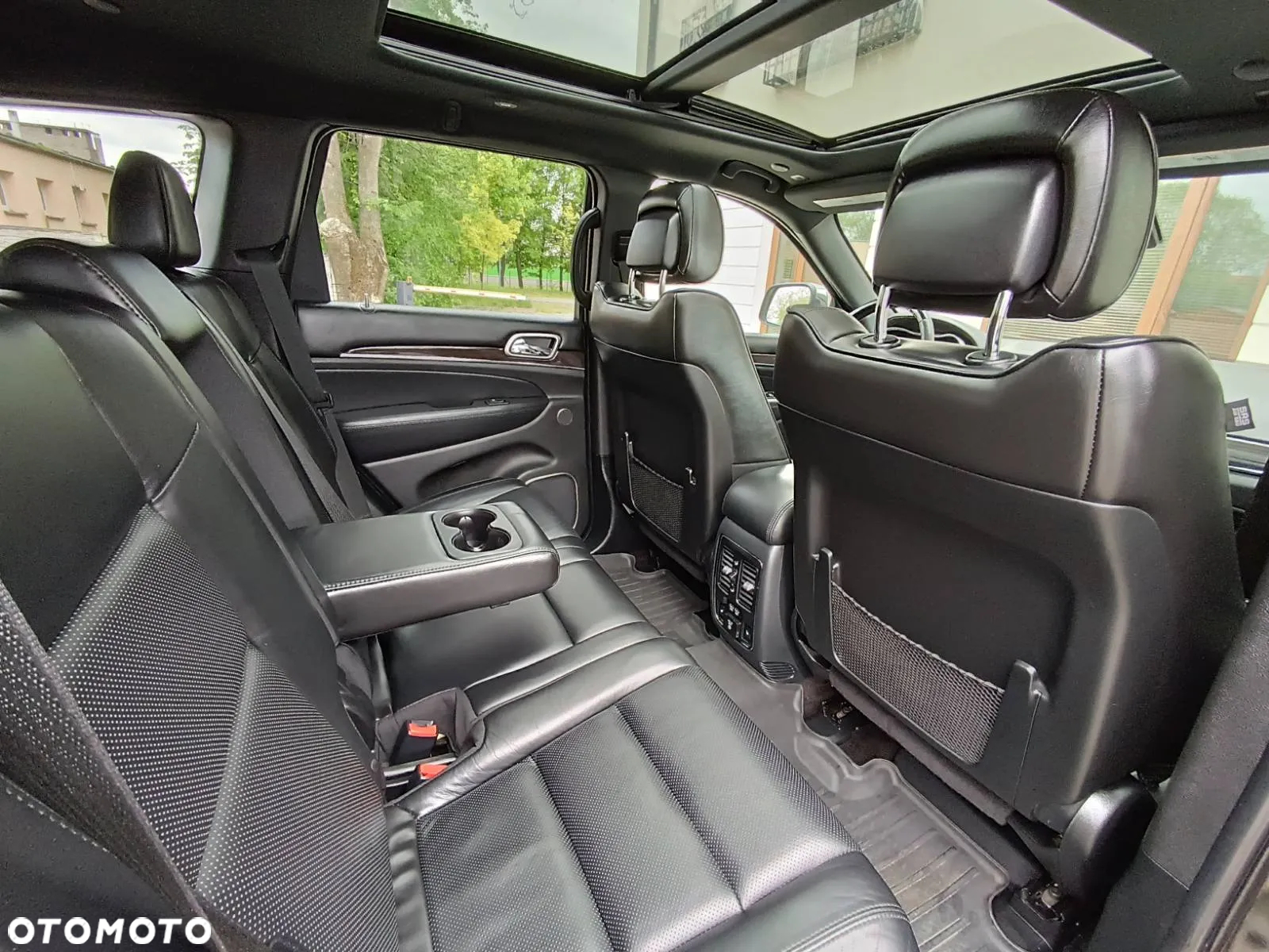 Jeep Grand Cherokee 3.6 V6 Overland - 12