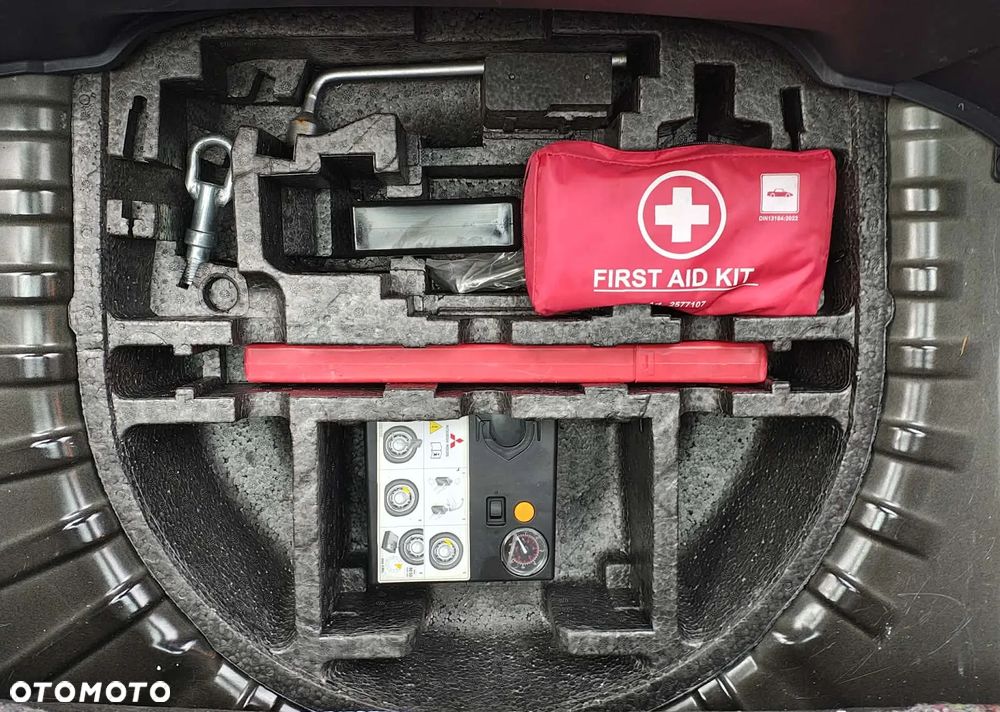 Mitsubishi Colt CZ3 1.1 Inform - 35