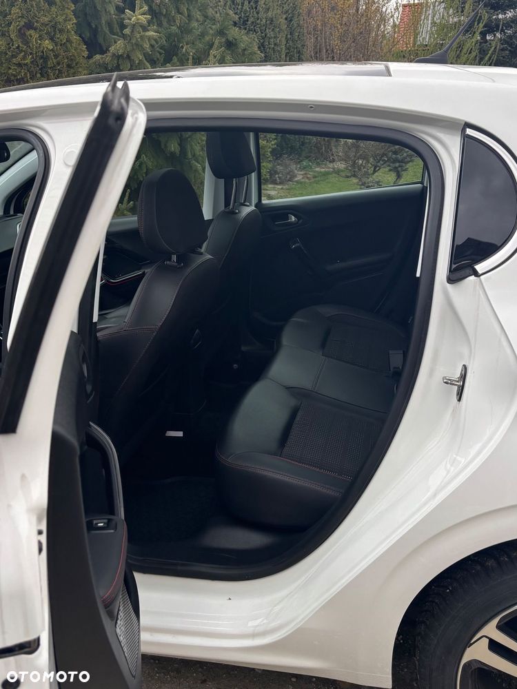 Peugeot 208 1.6 VTi Allure - 9