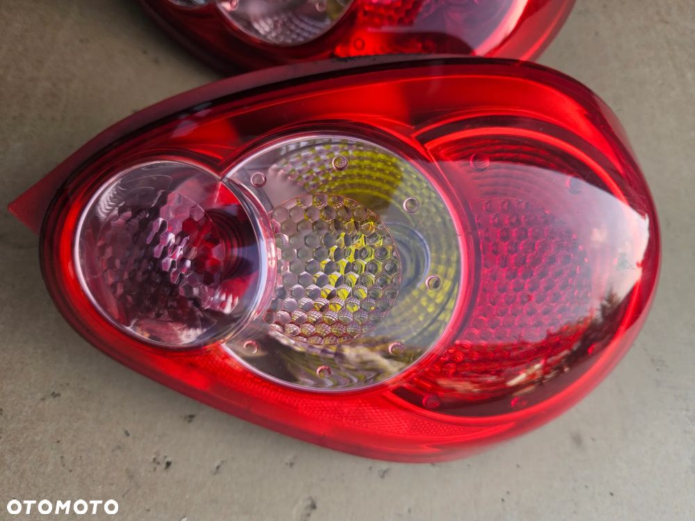 Toyota Aygo I lampa tył tylna  lewa - 5