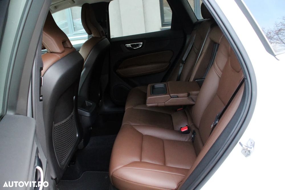 Volvo XC 60 B5 D AWD Geartronic Inscription - 8