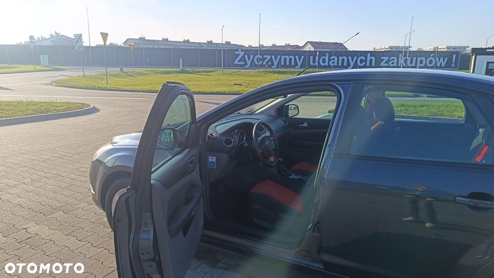 Ford Focus 1.6 Trend - 6