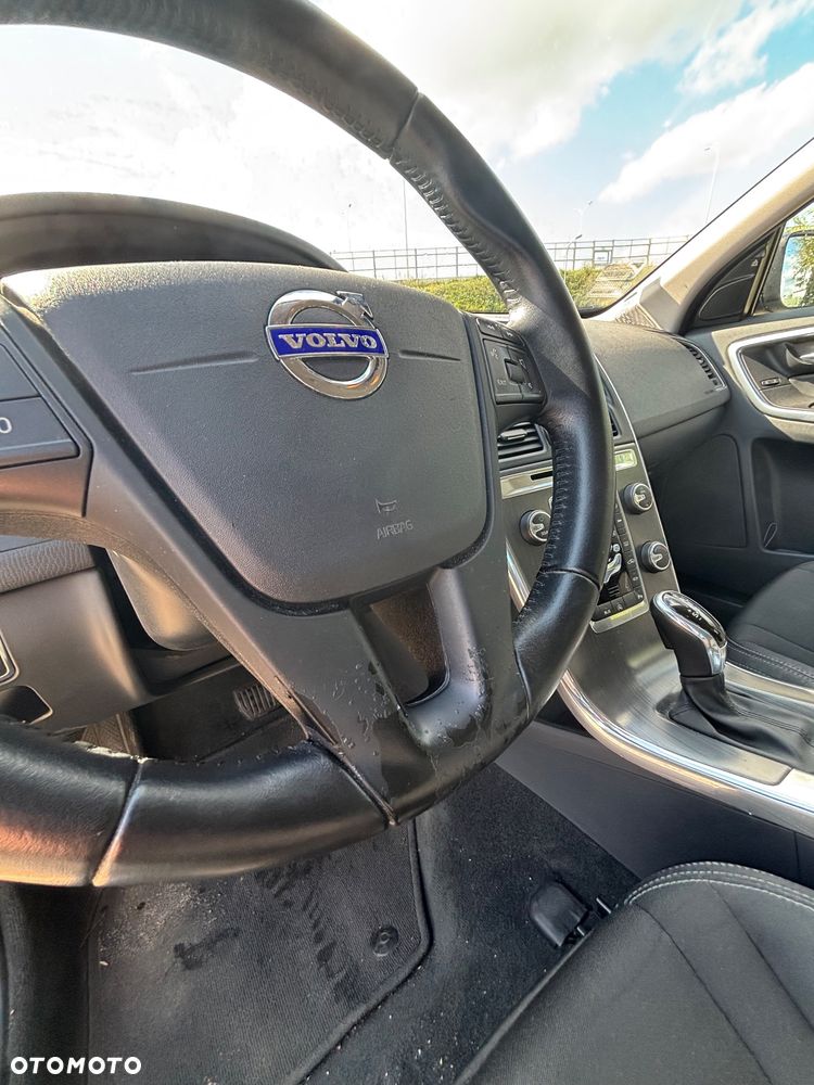 Volvo XC 60 D4 Drive-E Momentum - 12