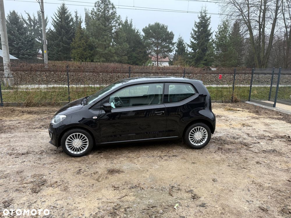 Volkswagen up! black - 2