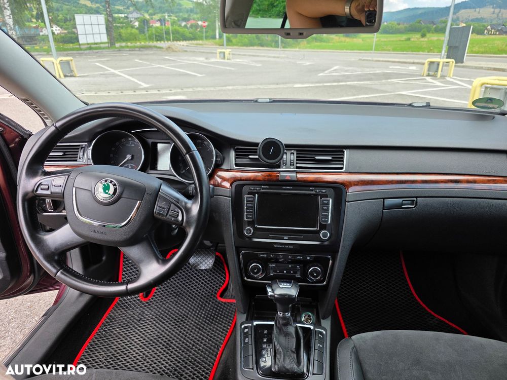 Skoda Superb 2.0 TDI Ambition DSG - 20
