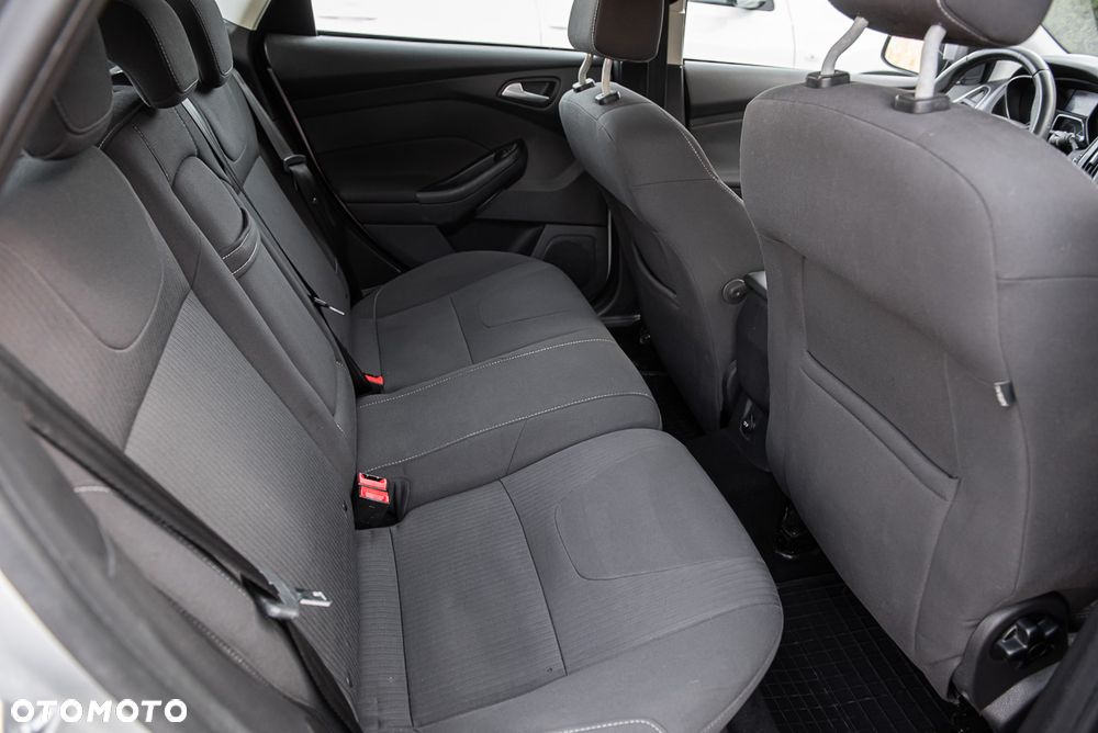 Ford Focus 1.6 TDCi DPF Champions Edition - 26
