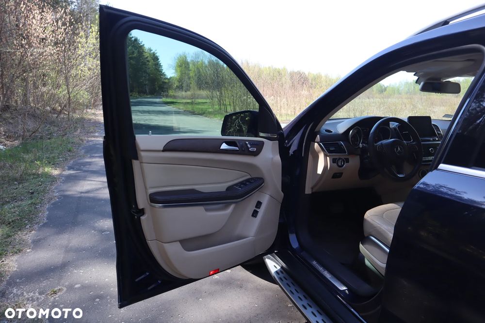 Mercedes-Benz GLS - 7