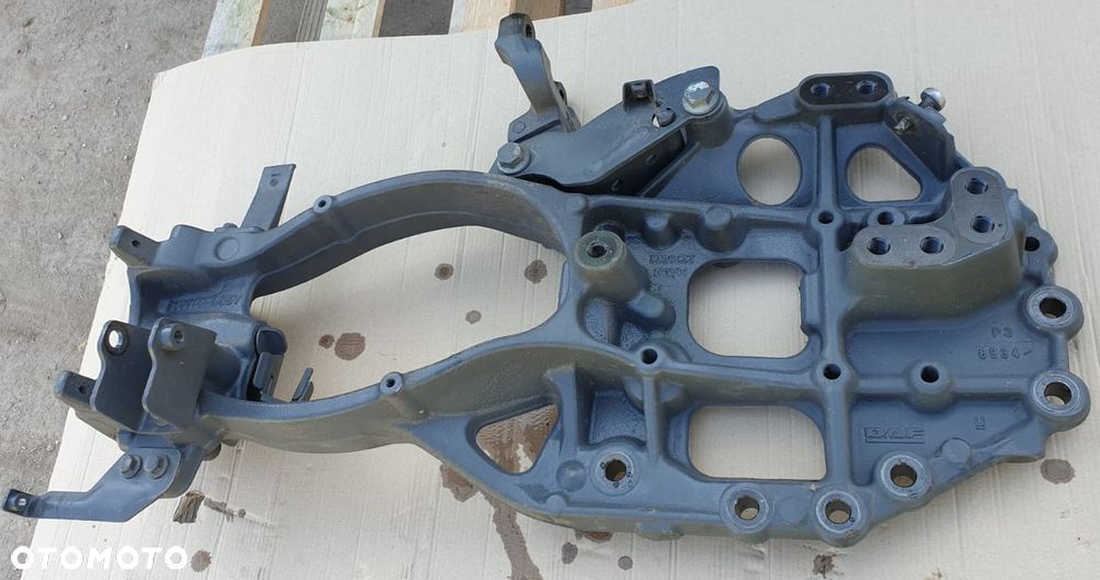 STREFA ZGNIOTU WSPORNIK PODWOZIA DAF XF XG XG+ XD LEWA 2276026 i PRAWA 2276027  KOMPLETNA  2276022 2276023 - 5