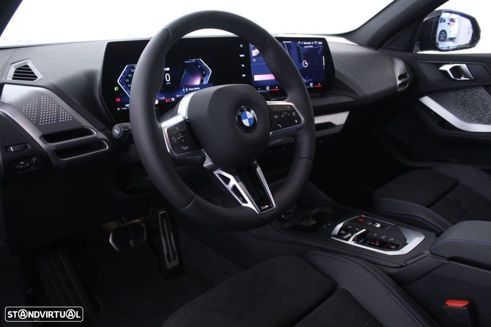 BMW 118 d Pack Desportivo M - 22