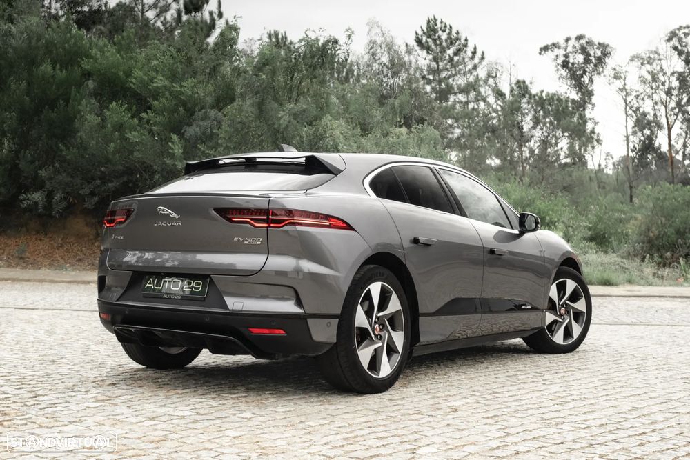 Jaguar I-Pace - 12
