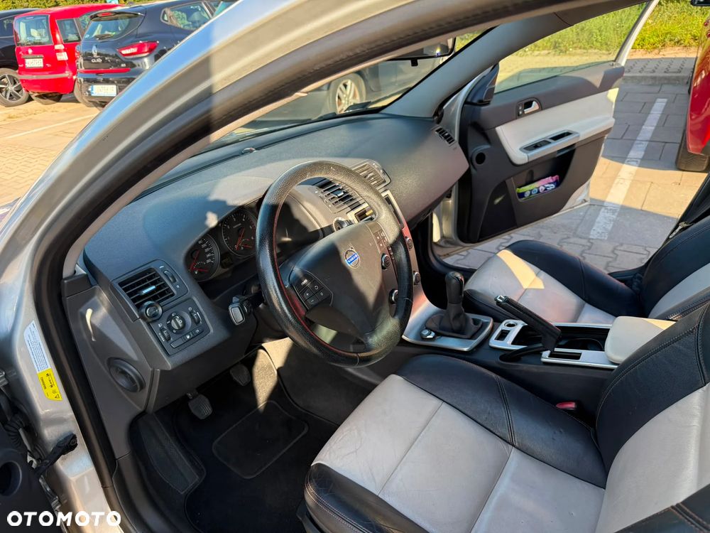 Volvo S40 2.0D - 5