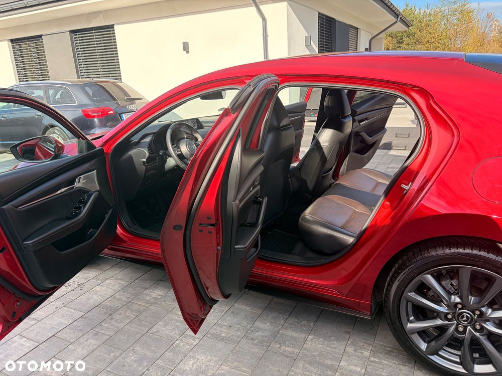 Mazda 3 2.0 mHEV Homura - 10