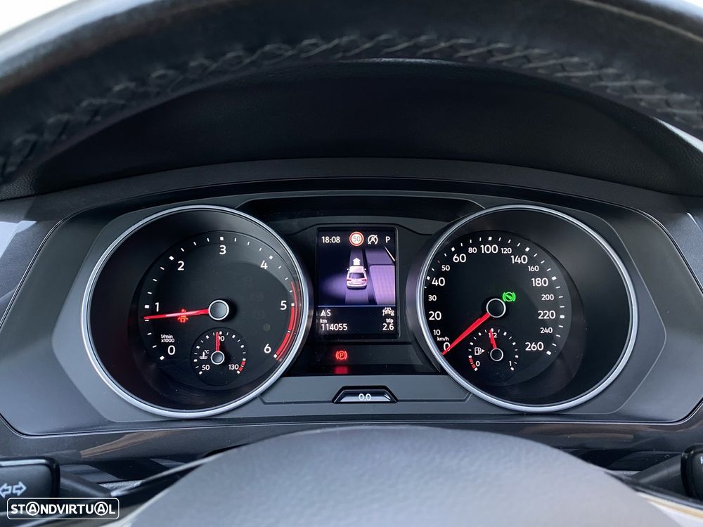VW Tiguan Allspace 2.0 TDI Confortline DSG - 35