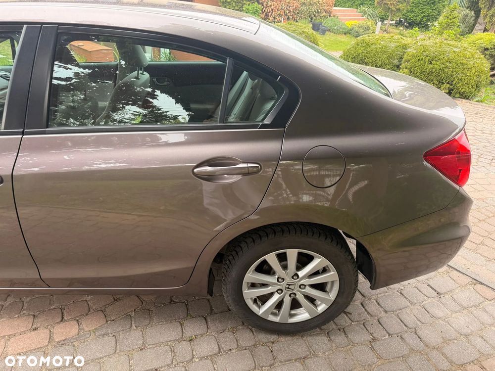 Honda Civic 1.8 Comfort - 10