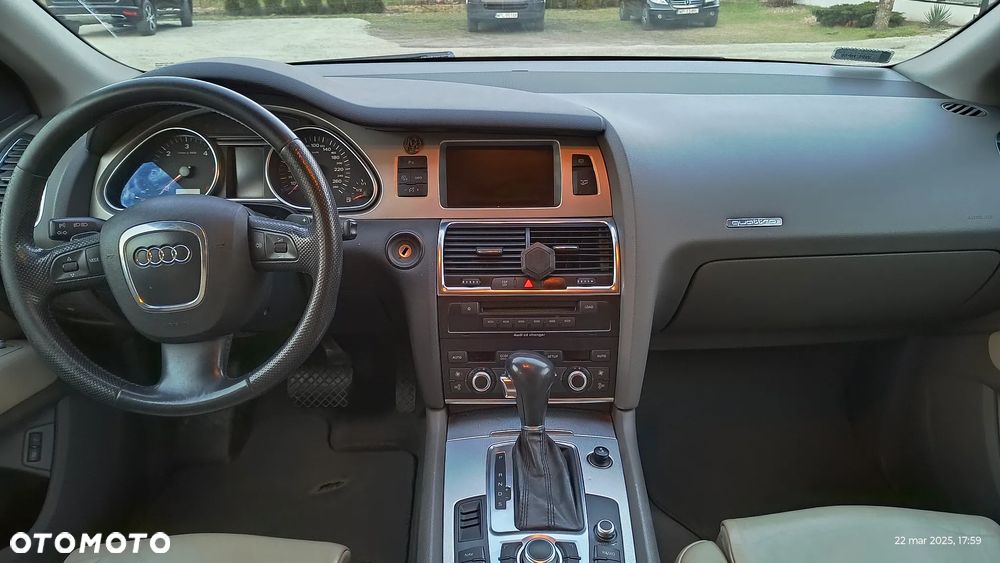 Audi Q7 3.0 TDI Quattro Tiptronic - 9