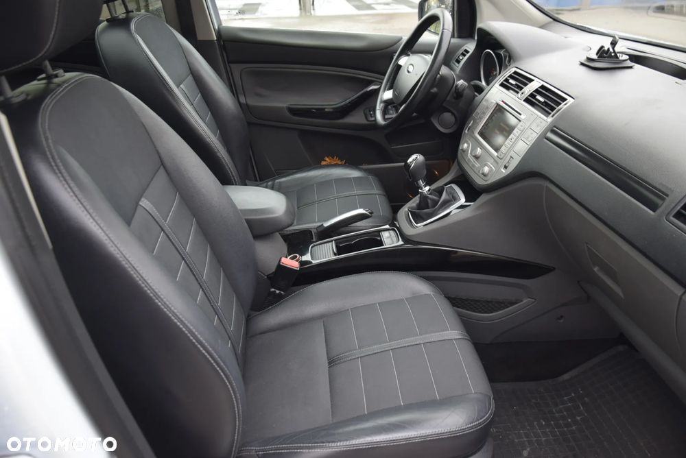 Ford Kuga 2.0 TDCi FWD Titanium Plus - 16