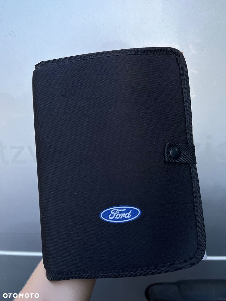 Ford Transit Connect - 23