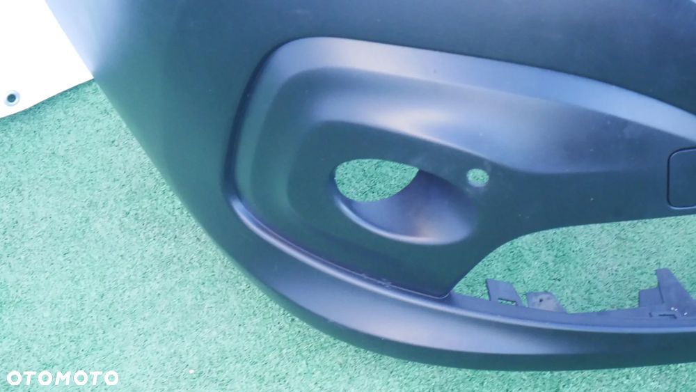 Zderzak przód Renault Trafic III halogen PDC Nowy Oryginał 620223380R - 15