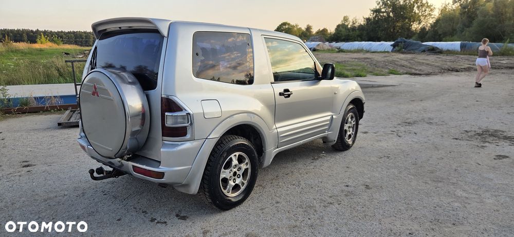 Mitsubishi Pajero - 7