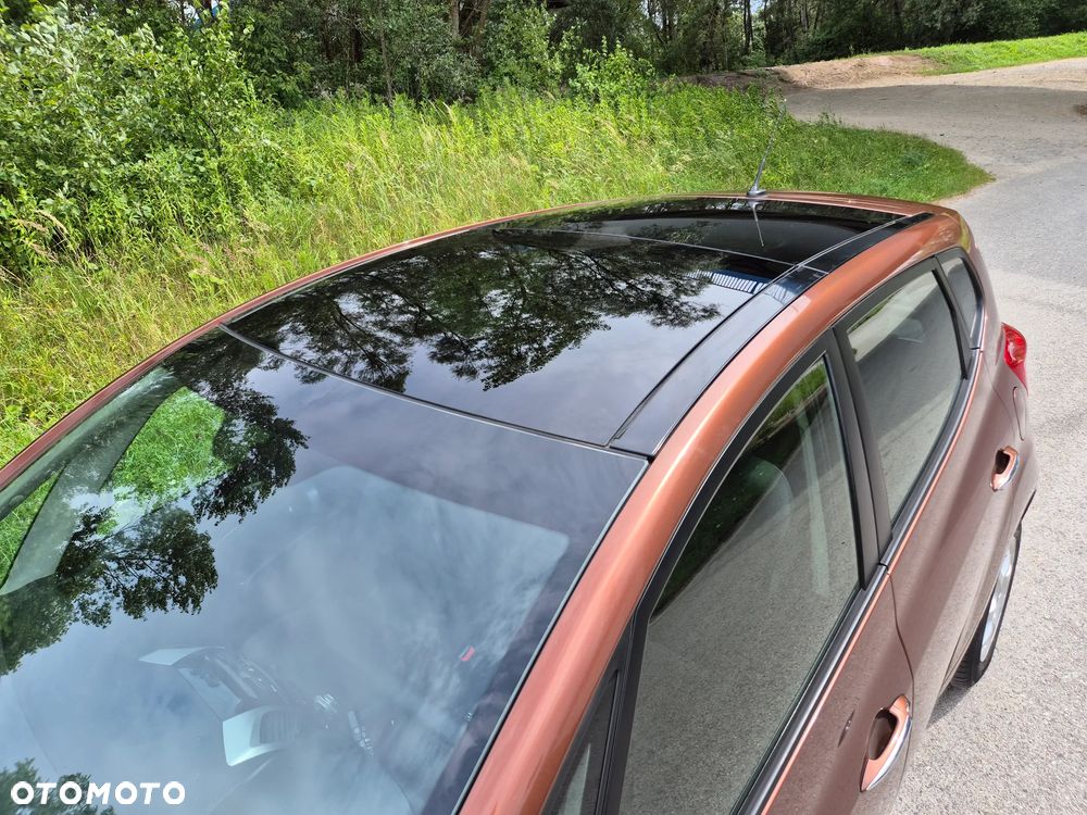 Hyundai ix20 1.4 Premium - 13