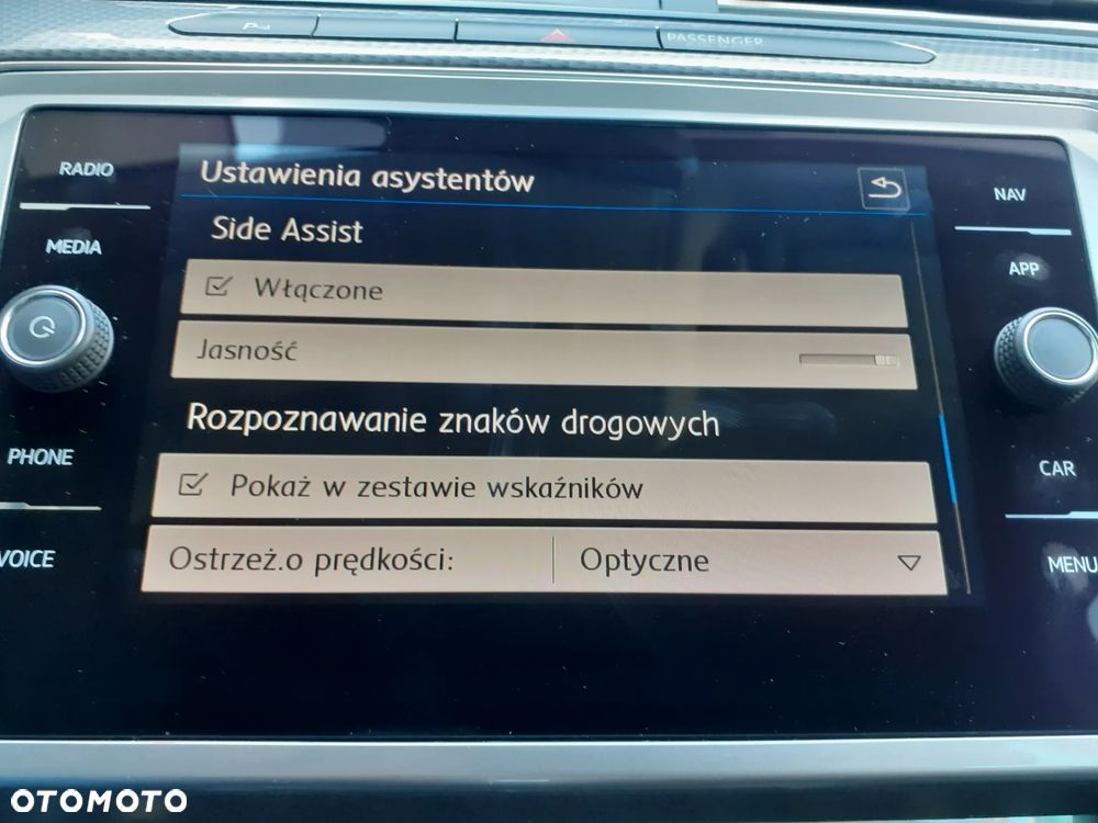 Volkswagen Passat Alltrack - 21