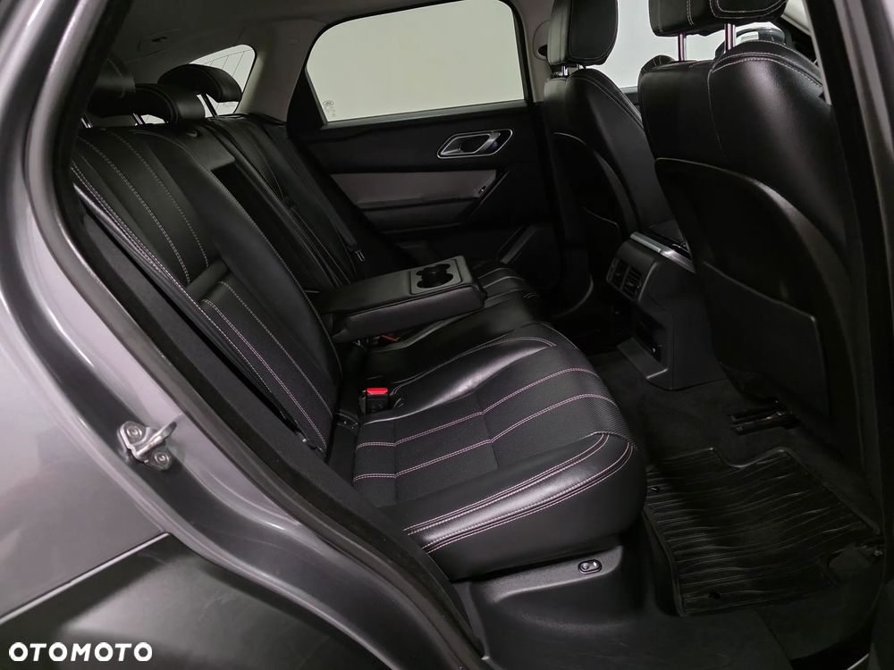Land Rover Range Rover Velar 2.0 TD4 R-Dynamic - 17