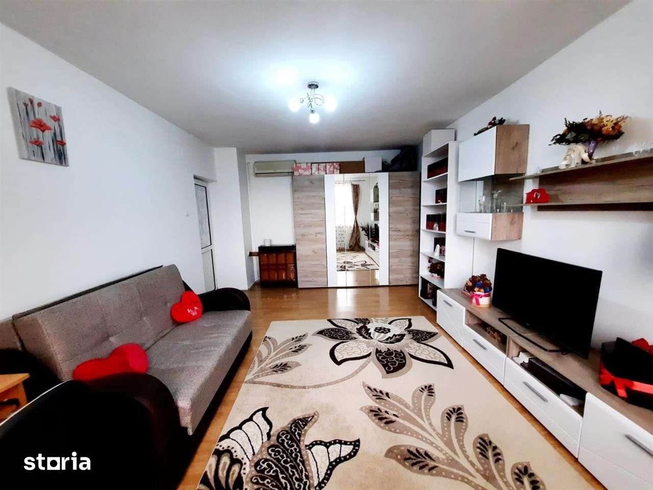 Garsoniera de vanzare in Sibiu – 40 mp utili, balcon si pivnita — fotografia 3