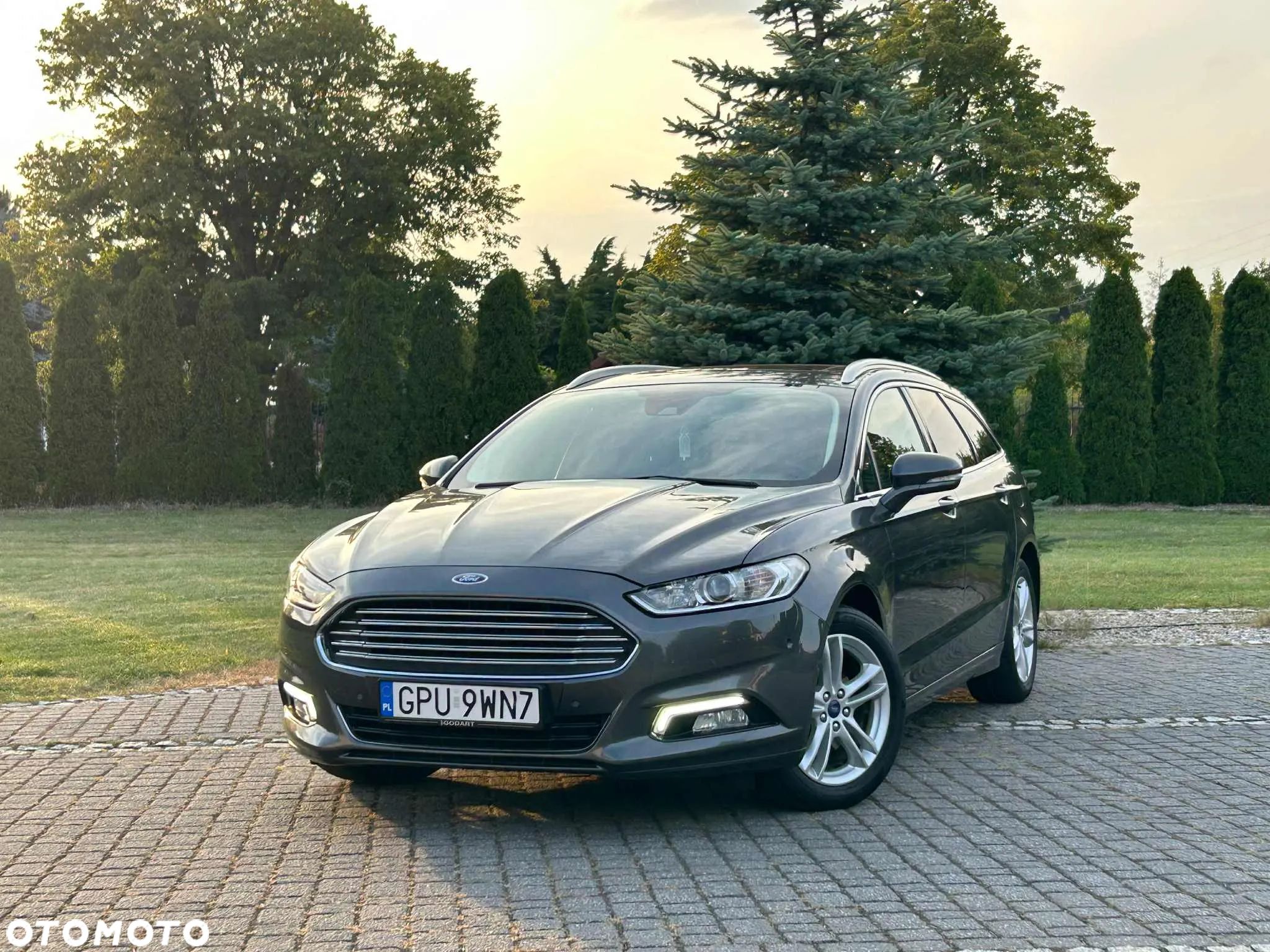 Ford Mondeo - 1