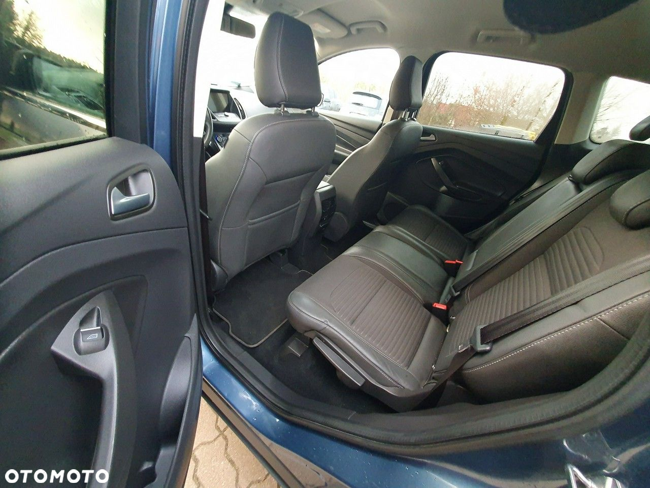 Ford Kuga - 13