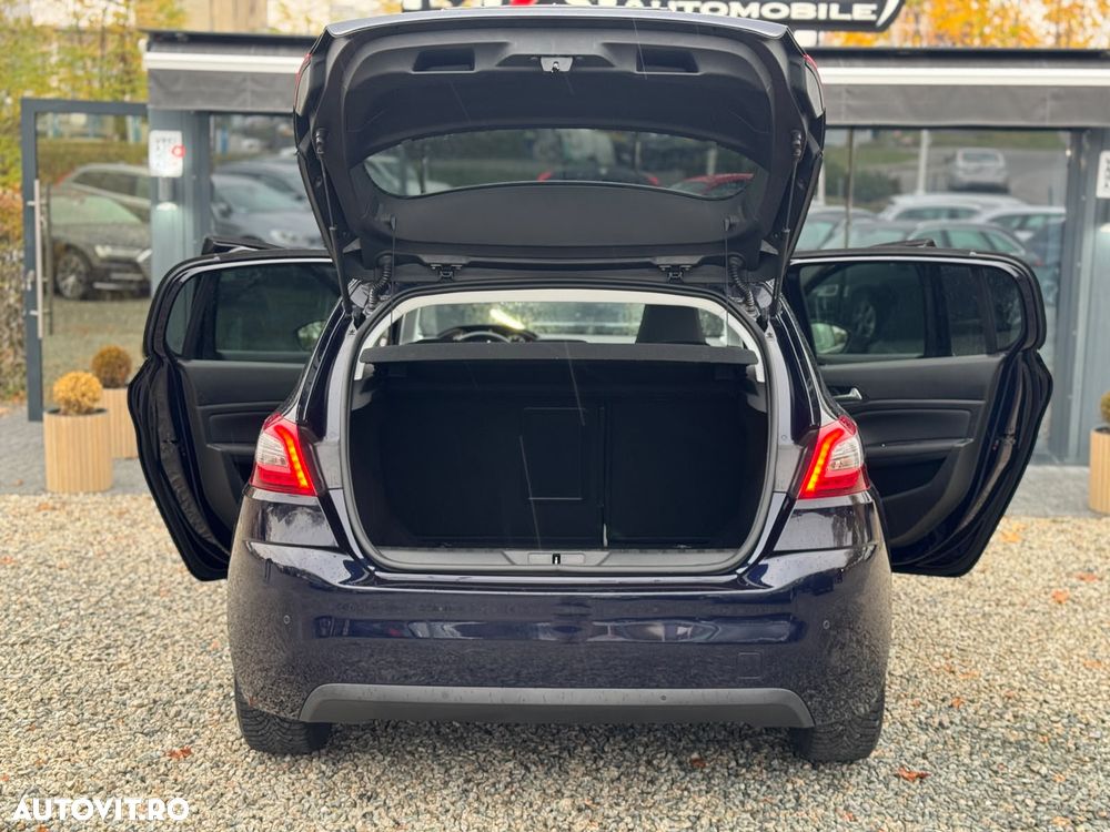 Peugeot 308 - 18