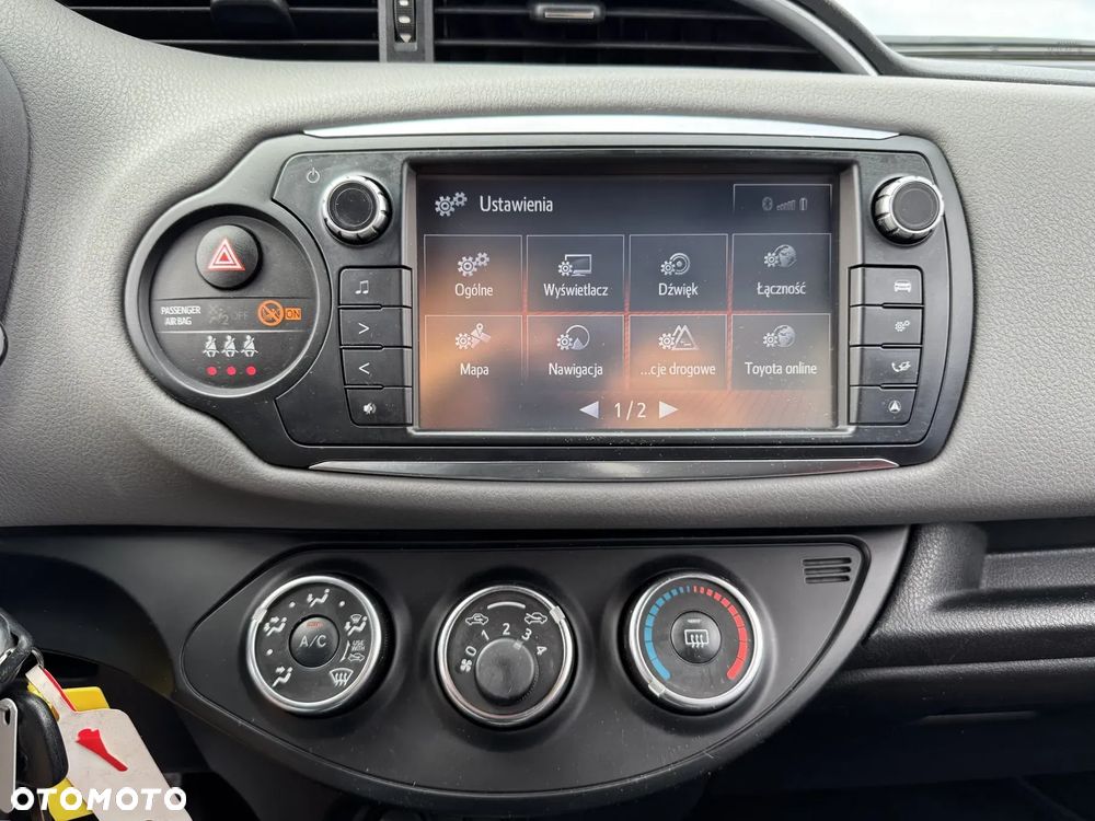 Toyota Yaris 1.33 Premium - 9
