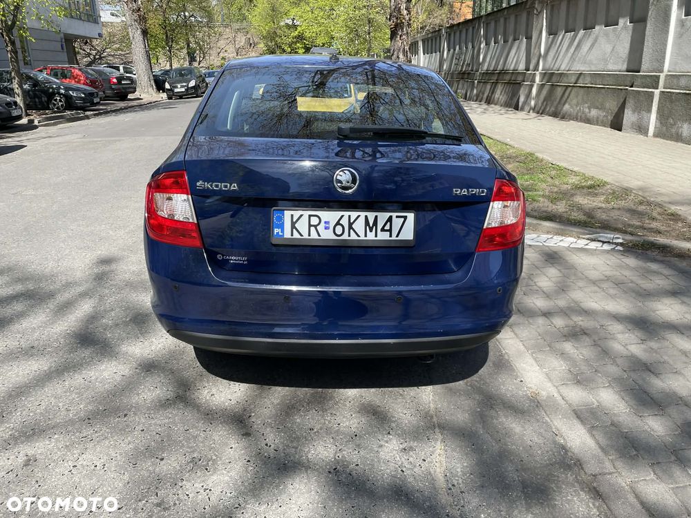 Skoda RAPID 1.2 TSI Active - 14