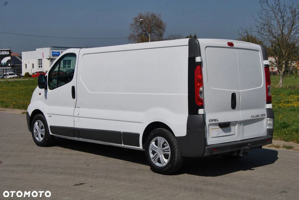 Opel Vivaro - 4