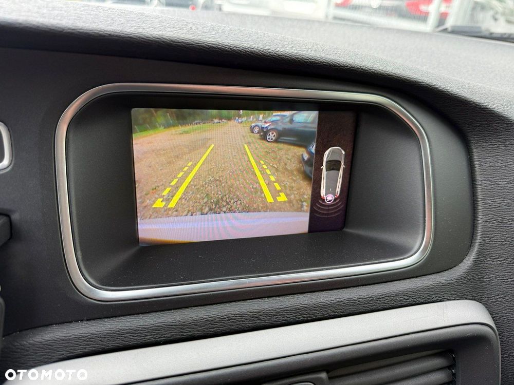 Volvo V40 - 14