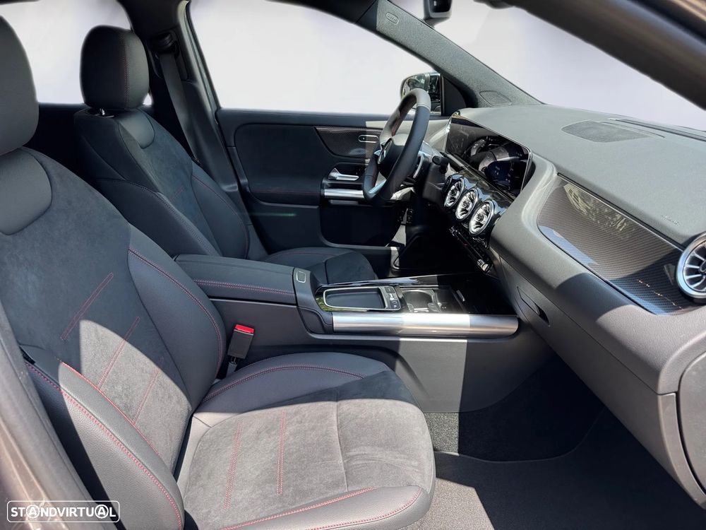Mercedes-Benz GLA 250 e AMG Line - 25