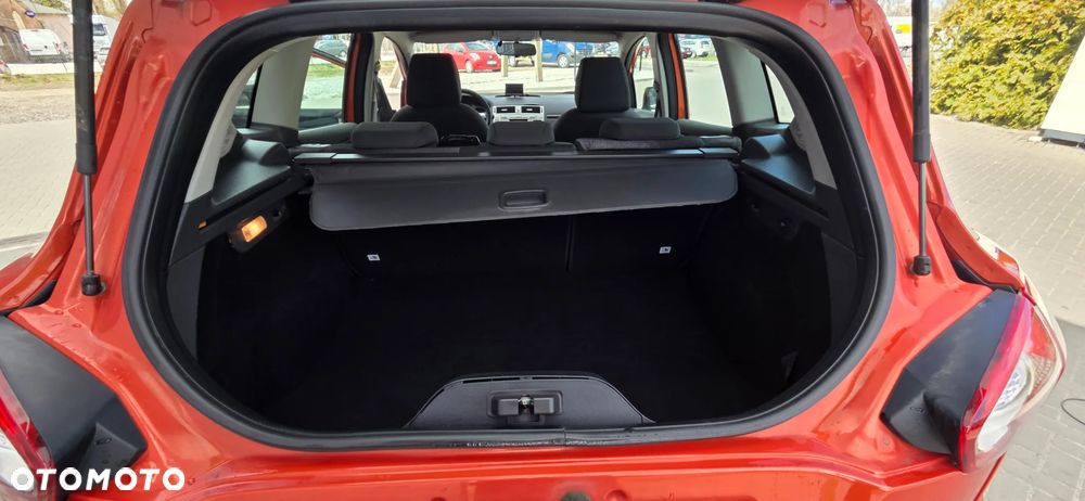 Ford Kuga 2.0 TDCi 2x4 Champions Edition - 32