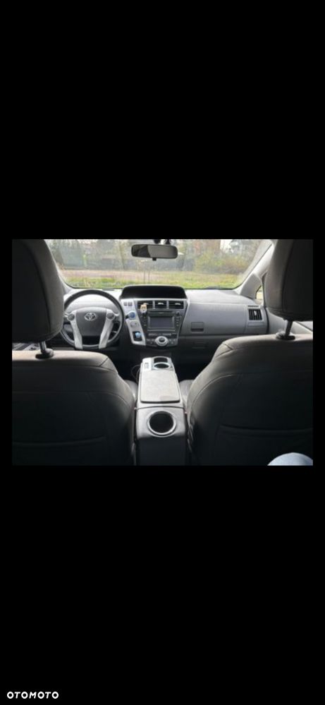 Toyota Prius+ - 17
