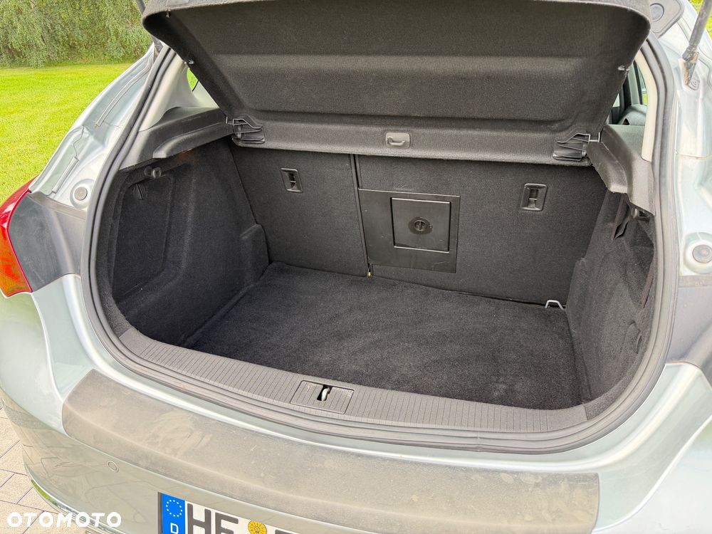 Opel Astra 1.4 T Essentia - 6