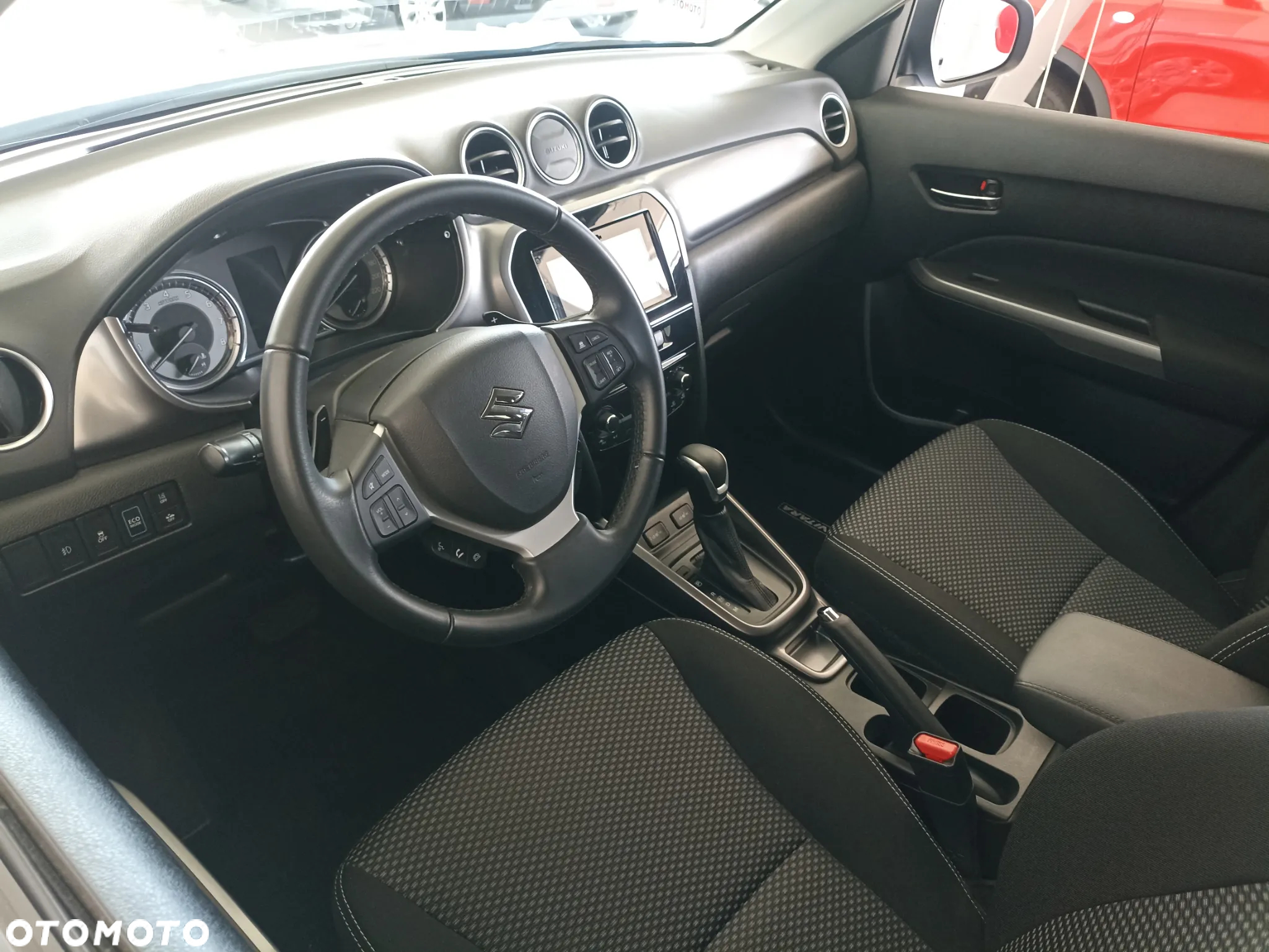 Suzuki Vitara 1.5 Strong Hybrid Premium 2WD AGS - 8