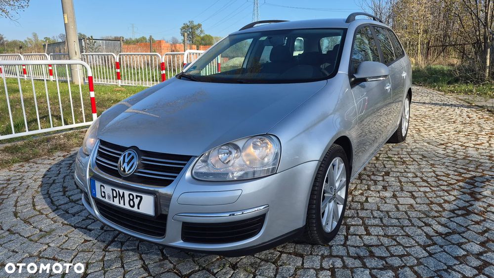 Volkswagen Golf 1.6 Team - 1